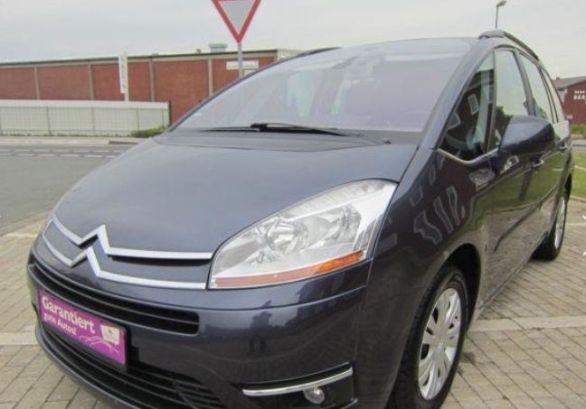 Left hand drive CITROEN C4 GRAND PICASSO 1.6 HDI TENDANCE 7 SEATS